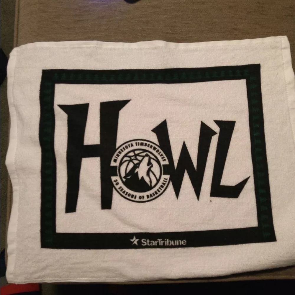 Minnesota Timberwolves 30th Anniversary Howl Towel